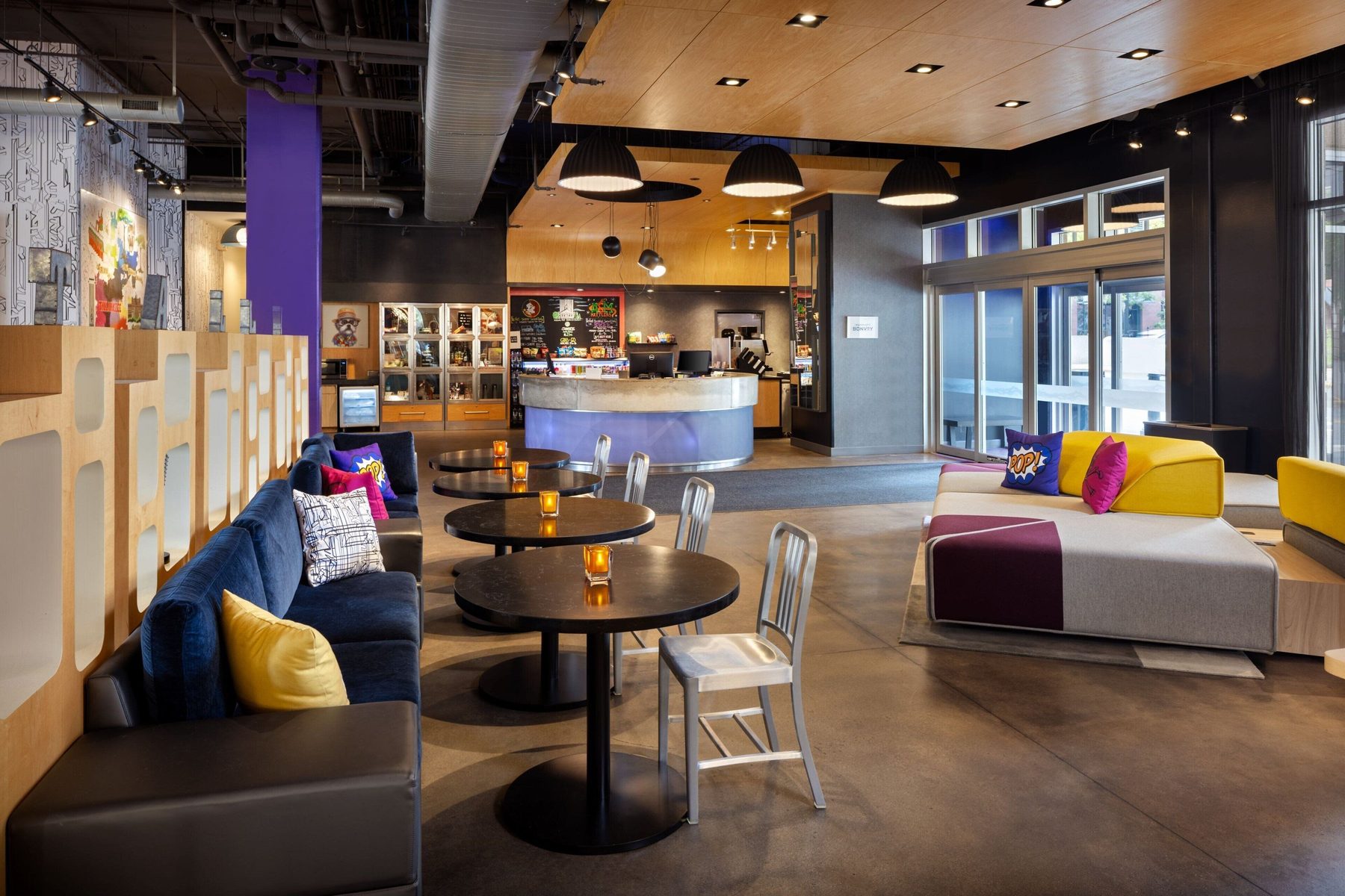 Re:mix lobby lounge